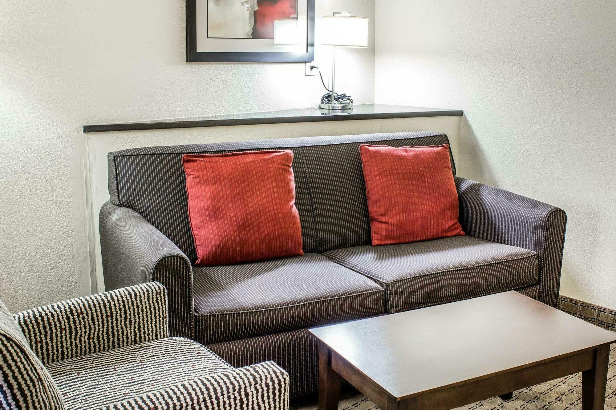 Comfort Suites Wilson - I - 95 Ngoại thất bức ảnh